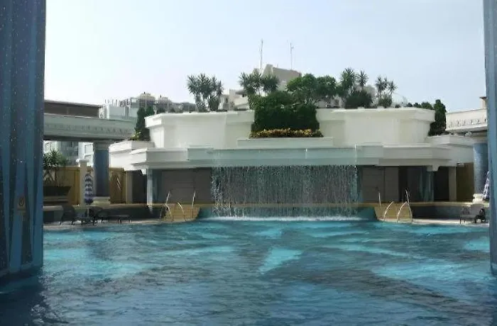 Hotel Grand Lisboa Macau 5*